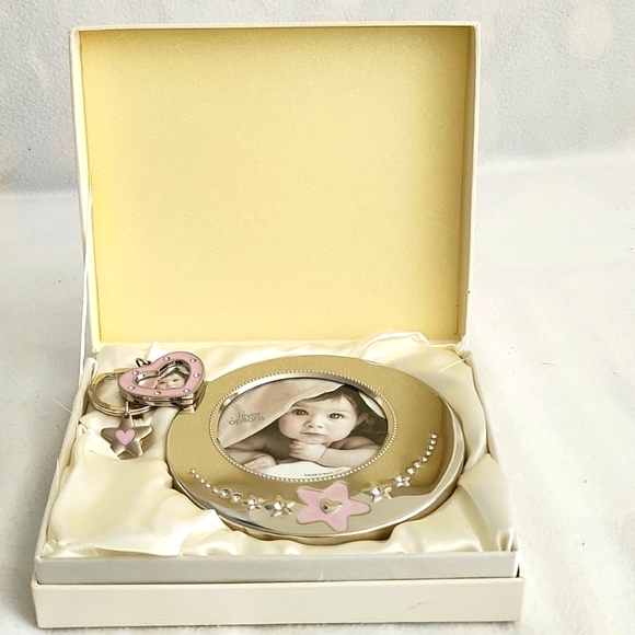 Picture Frame and Key Chain Set - Picture 6 of 7